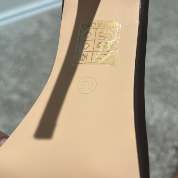 Dayzy - Picture 8 of 8